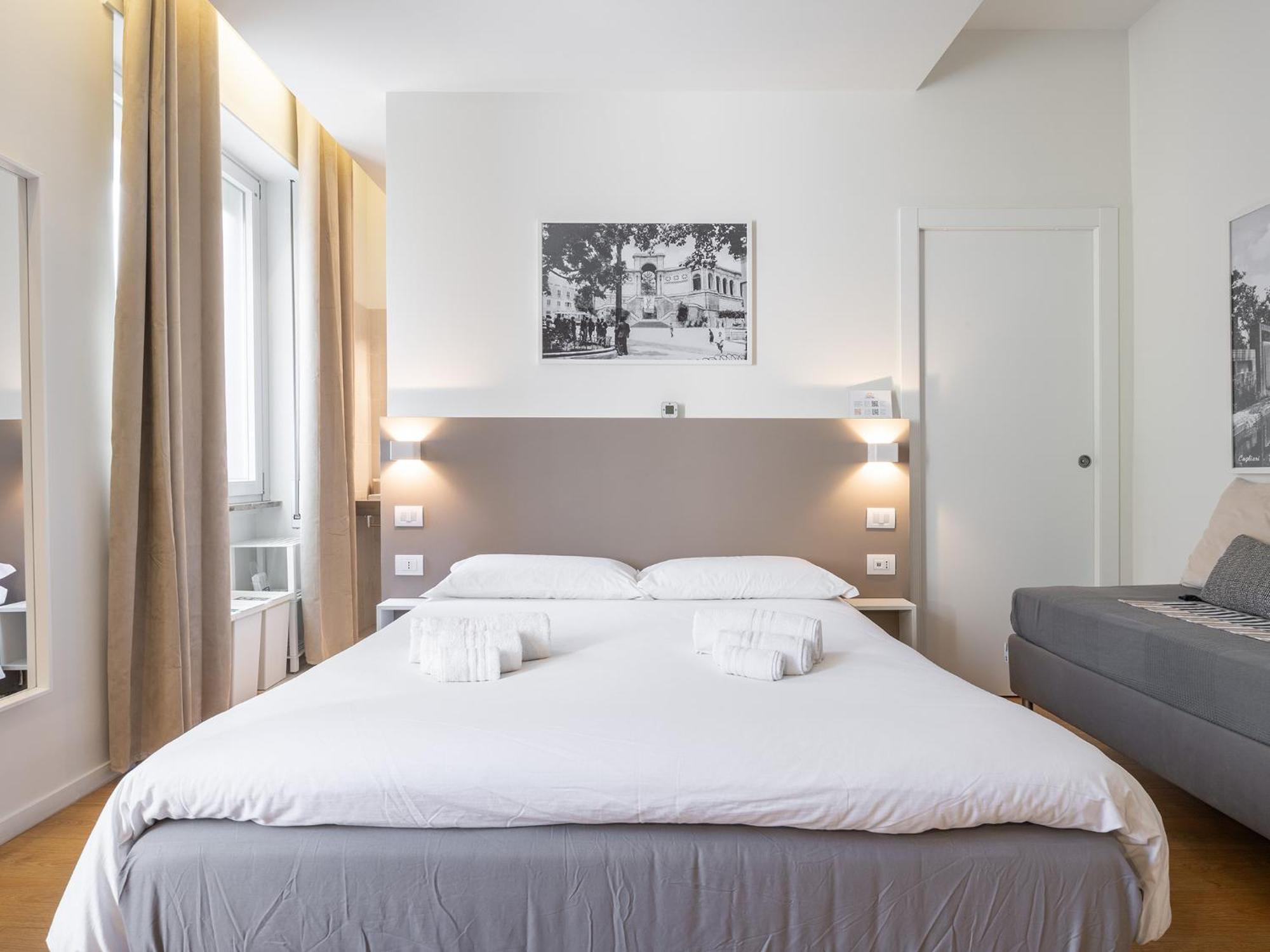 Dome Hotel กาญารี ภายนอก รูปภาพ