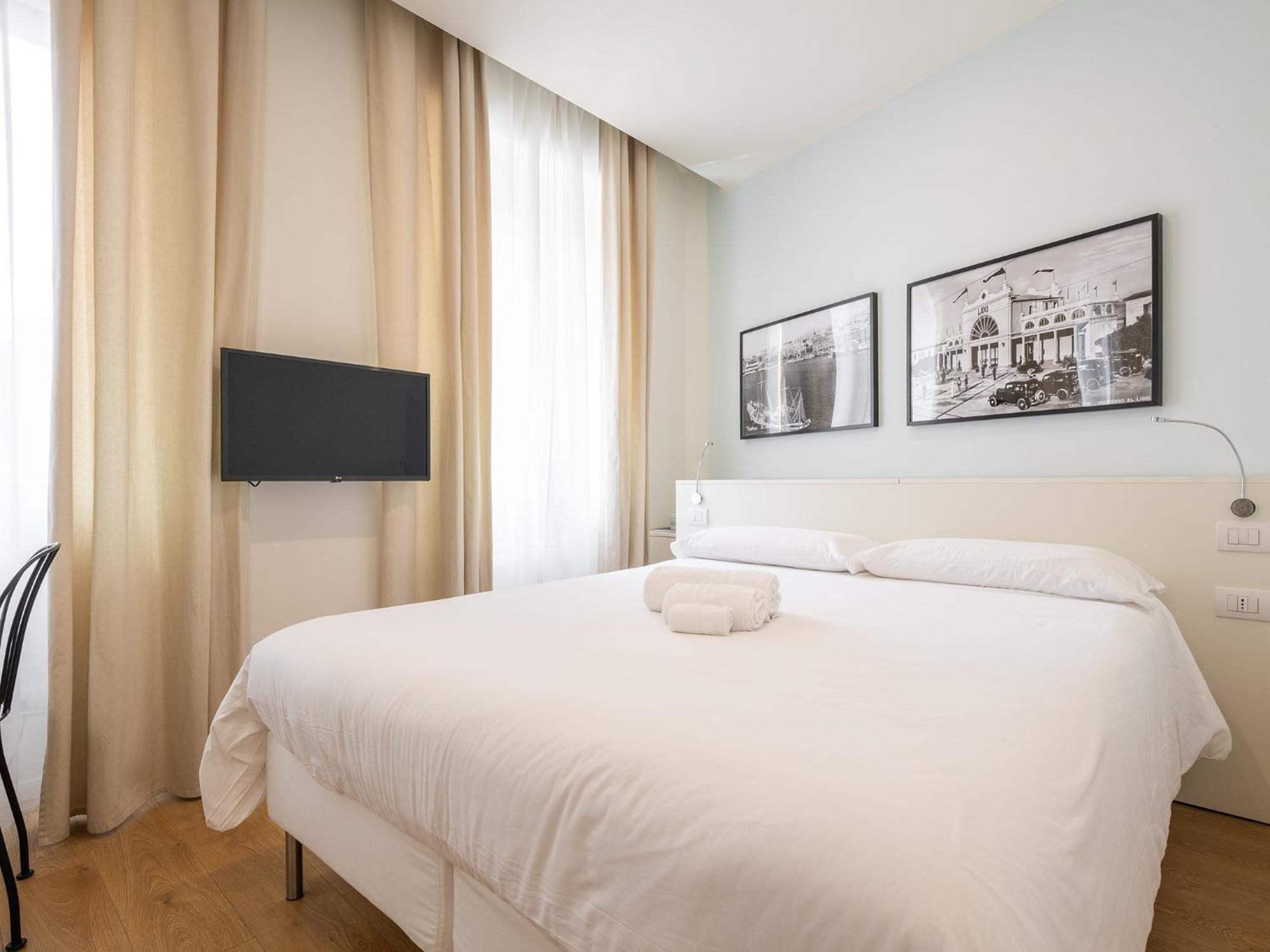 Dome Hotel กาญารี ภายนอก รูปภาพ